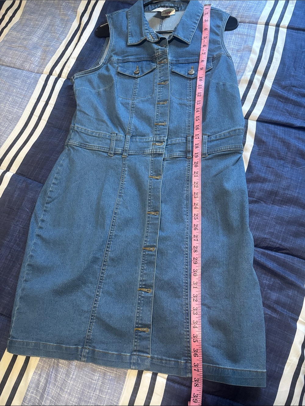 Derek Heart Sleeveless Blue Denim Button-Front Mini Dress - Picture 5 of 7